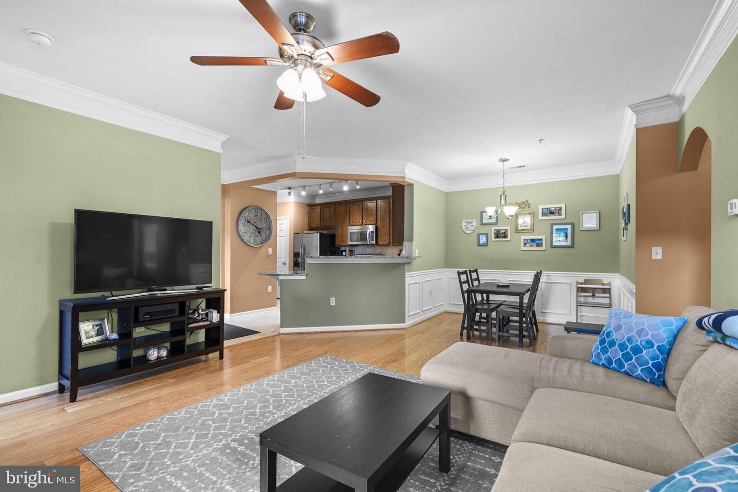 514 Sunset View Terrace SE #203 photo 6