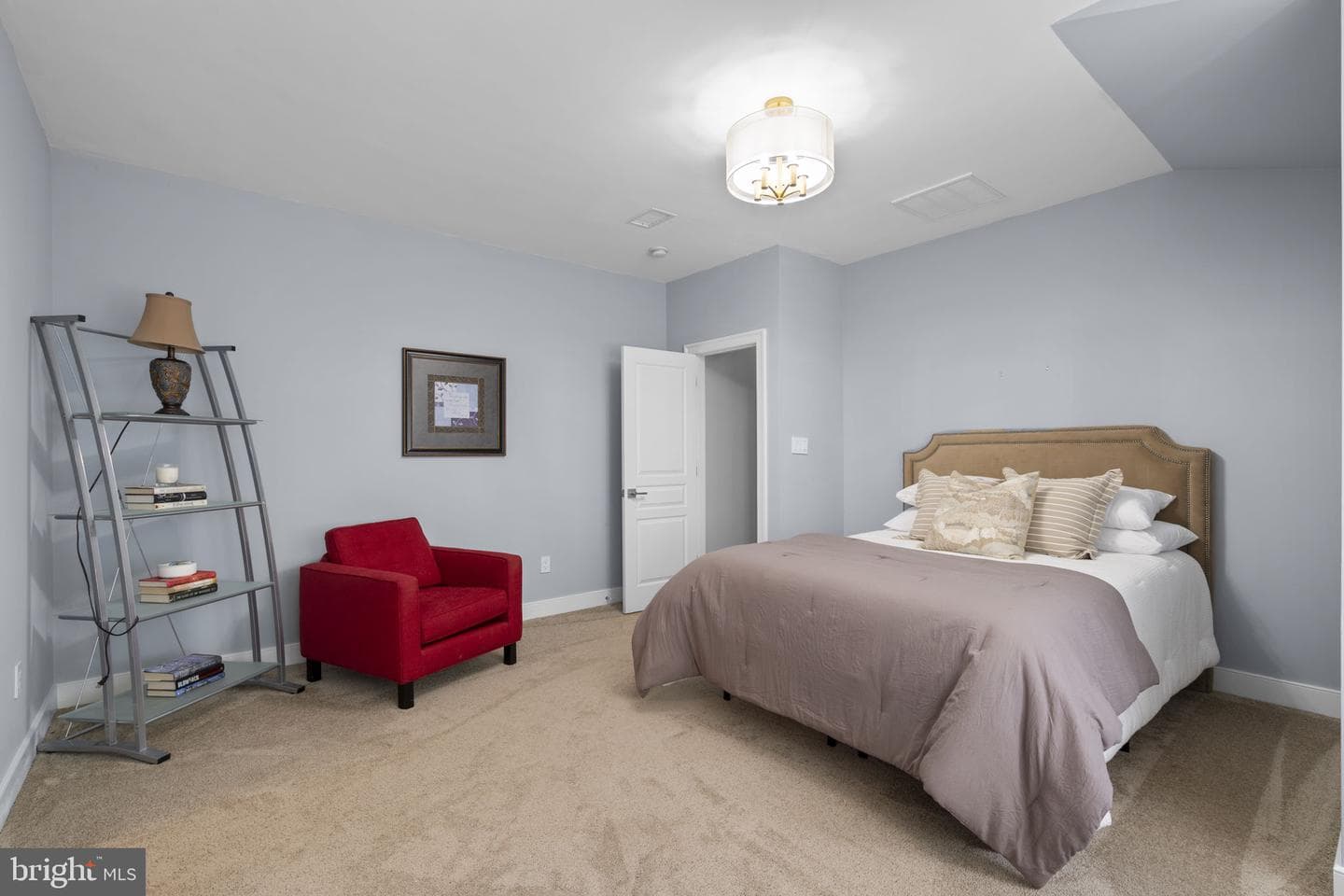 18429 Woodburn Road photo 45