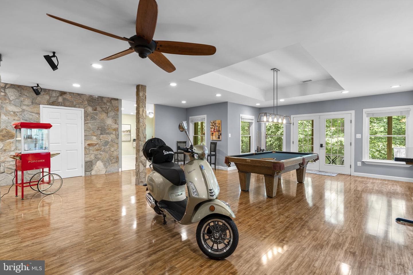 18429 Woodburn Road photo 57