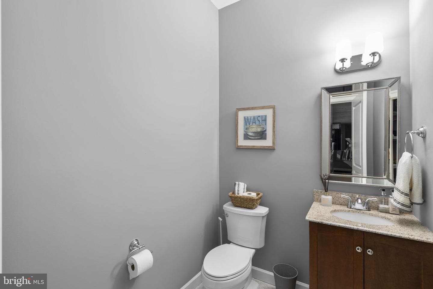 18429 Woodburn Road photo 61