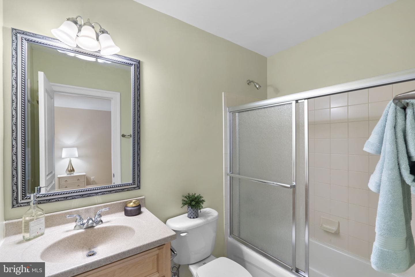 18429 Woodburn Road photo 66