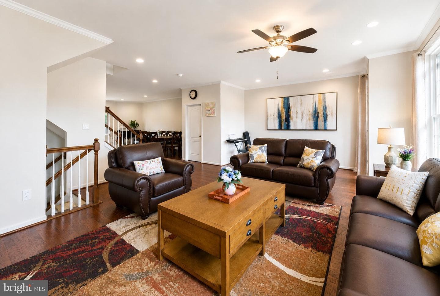 24735 Gracehill Terrace photo 3
