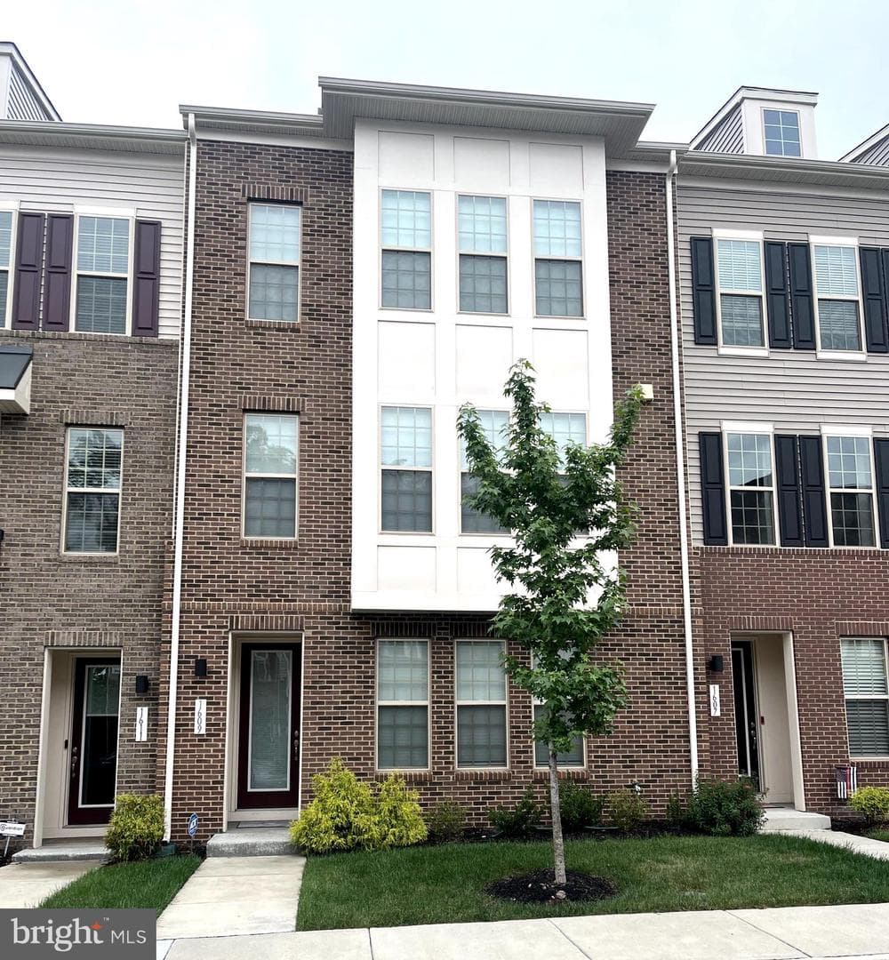 1609 Field Sparrow Terrace NE, Leesburg