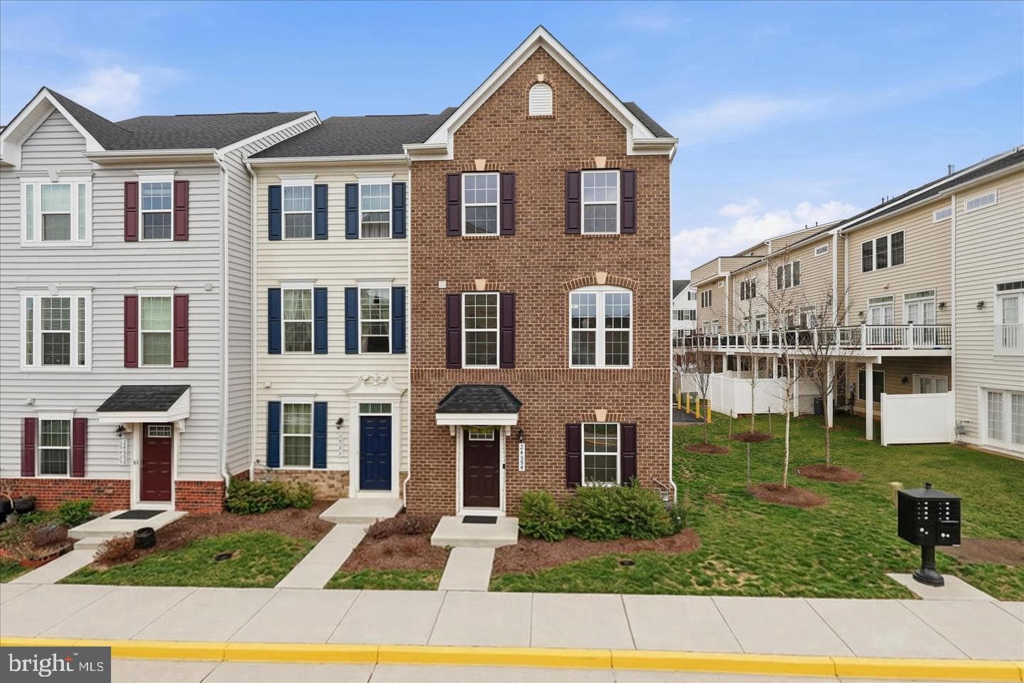 24594 Laurel Lake Terrace, Sterling