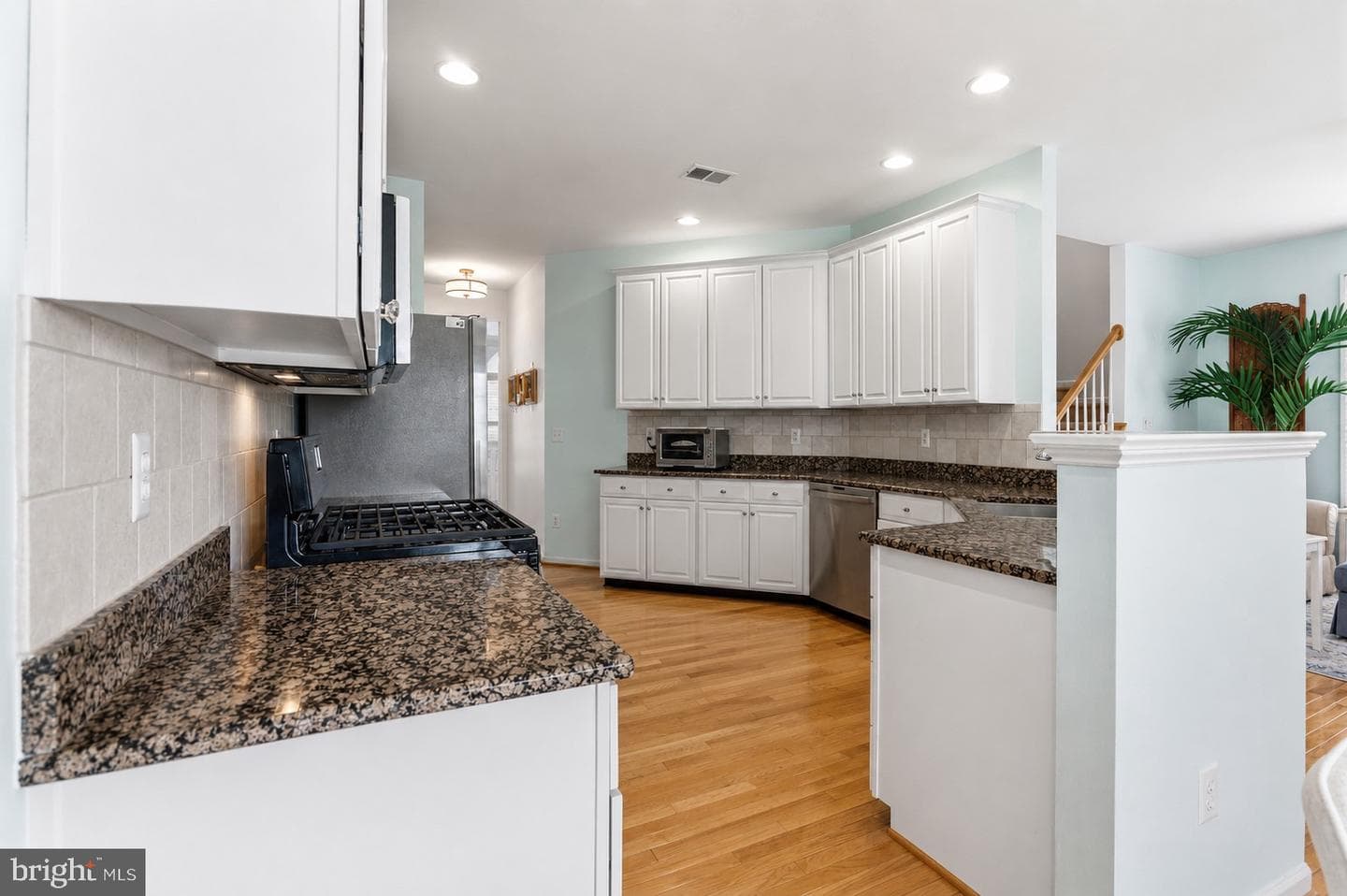 25838 Kirkwood Square photo 9
