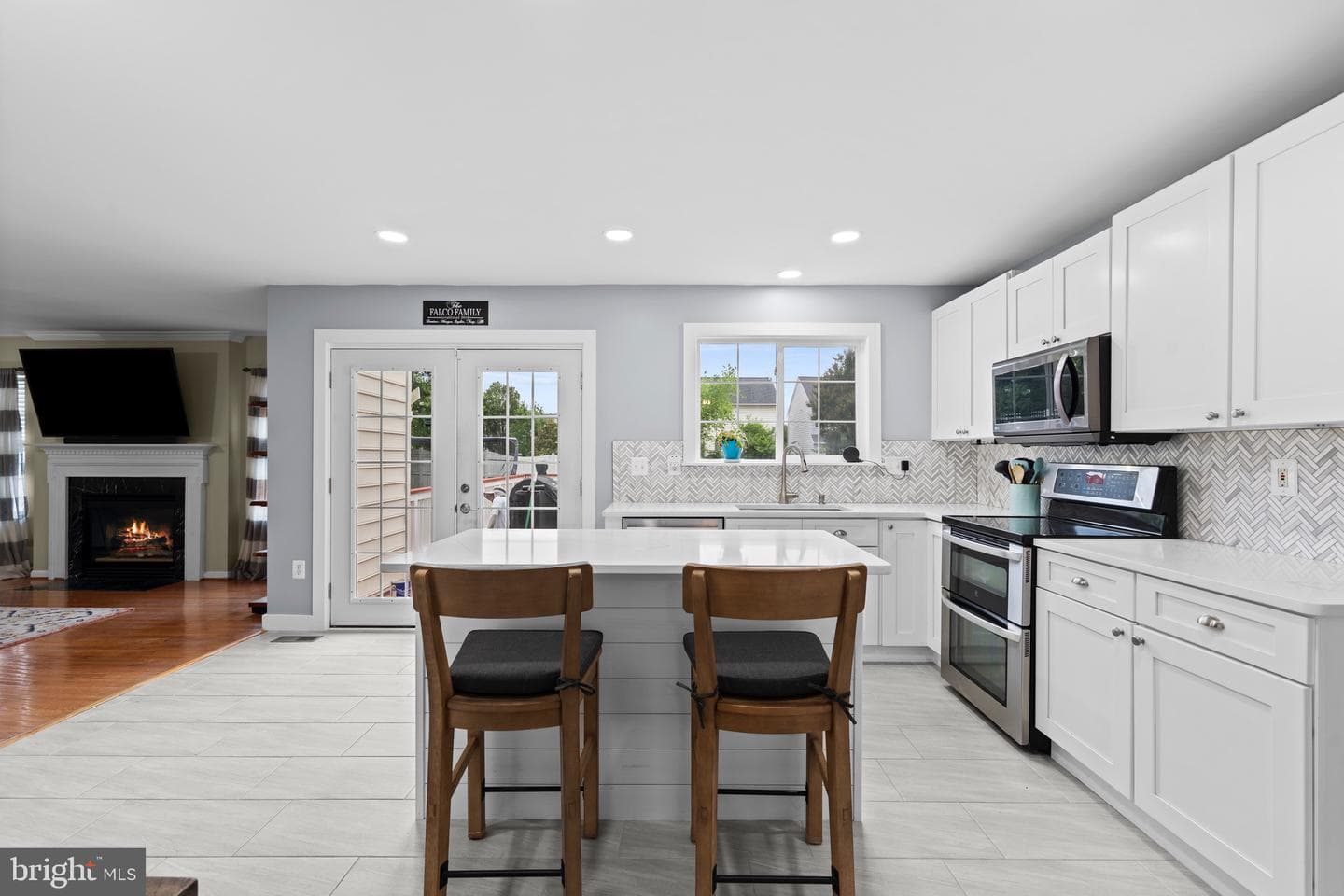 20518 Middlebury Street photo 6