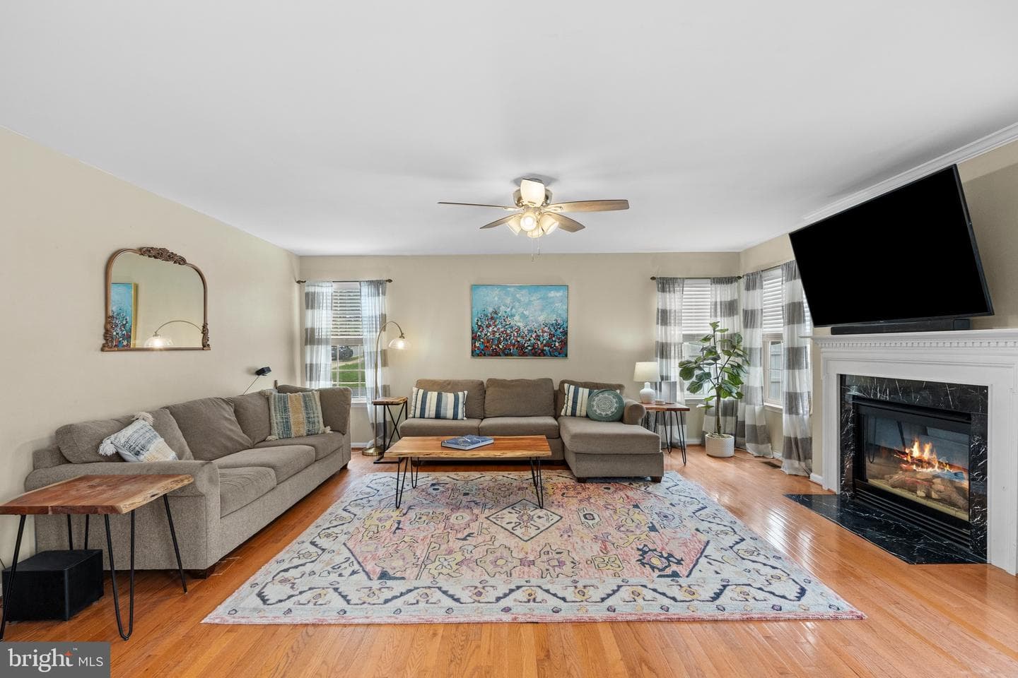 20518 Middlebury Street photo 9