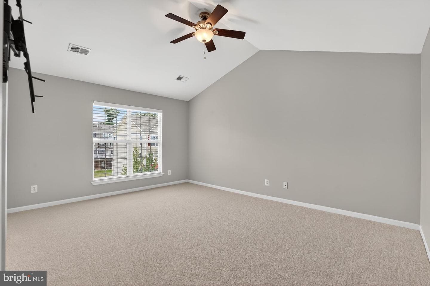 45764 Winding Branch Terrace photo 38