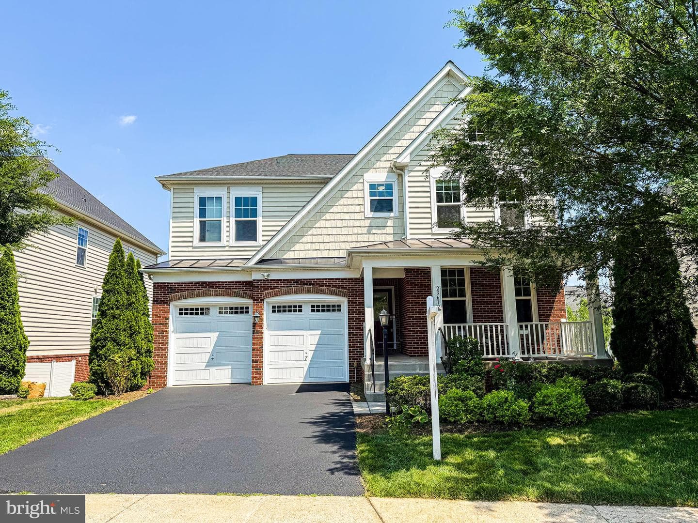 23612 Richland Grove Dr, Brambleton