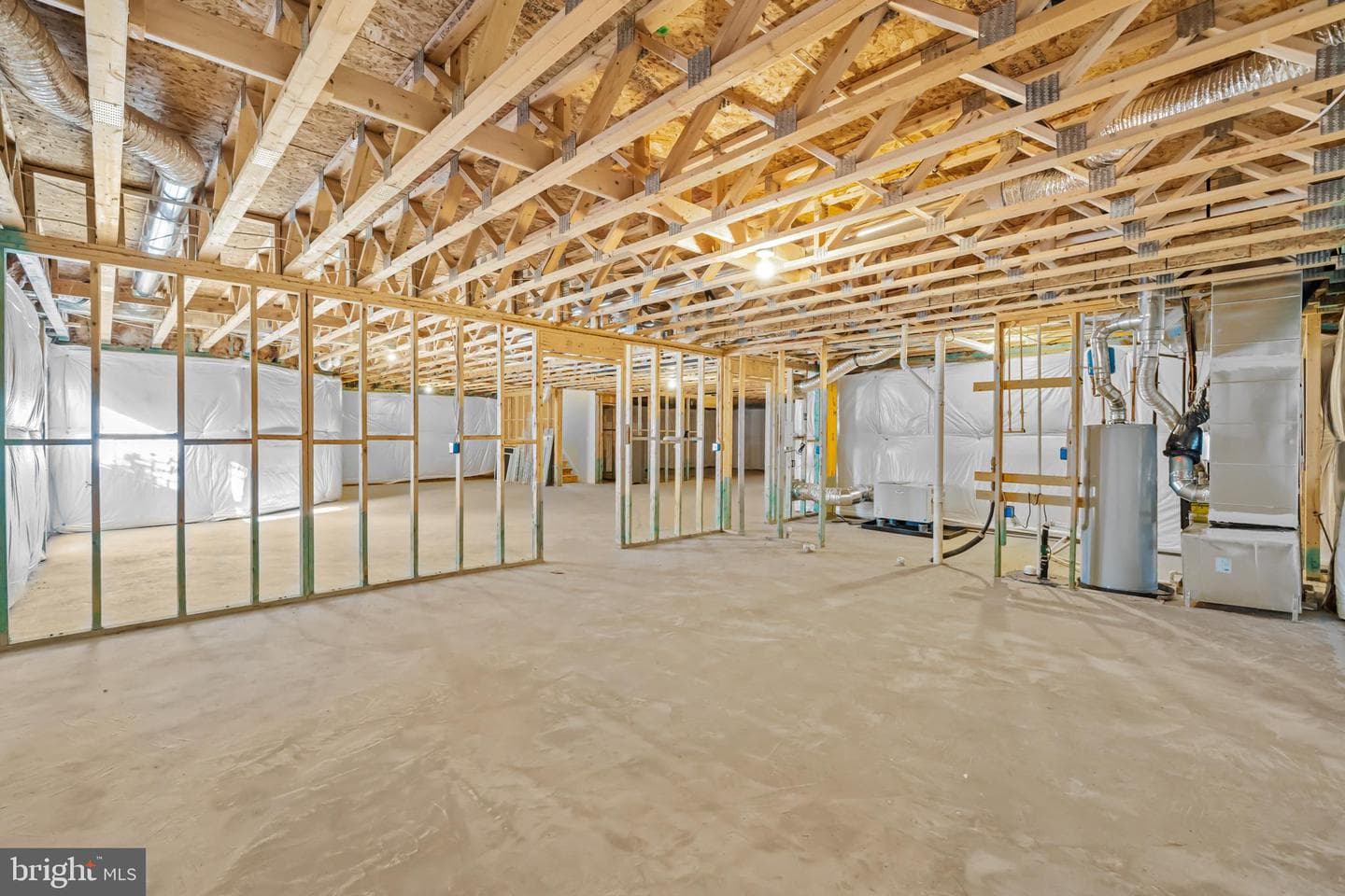 1122 Laconian Street SE photo 41