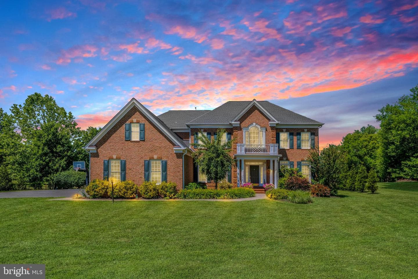 16619 Chestnut Overlook Drive, Purcellville