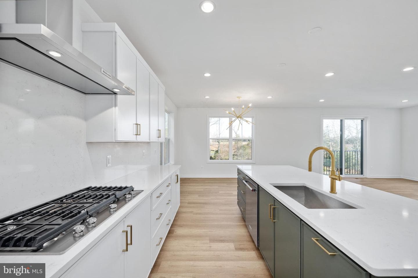 23206 Parkside Village Circle, Aldie