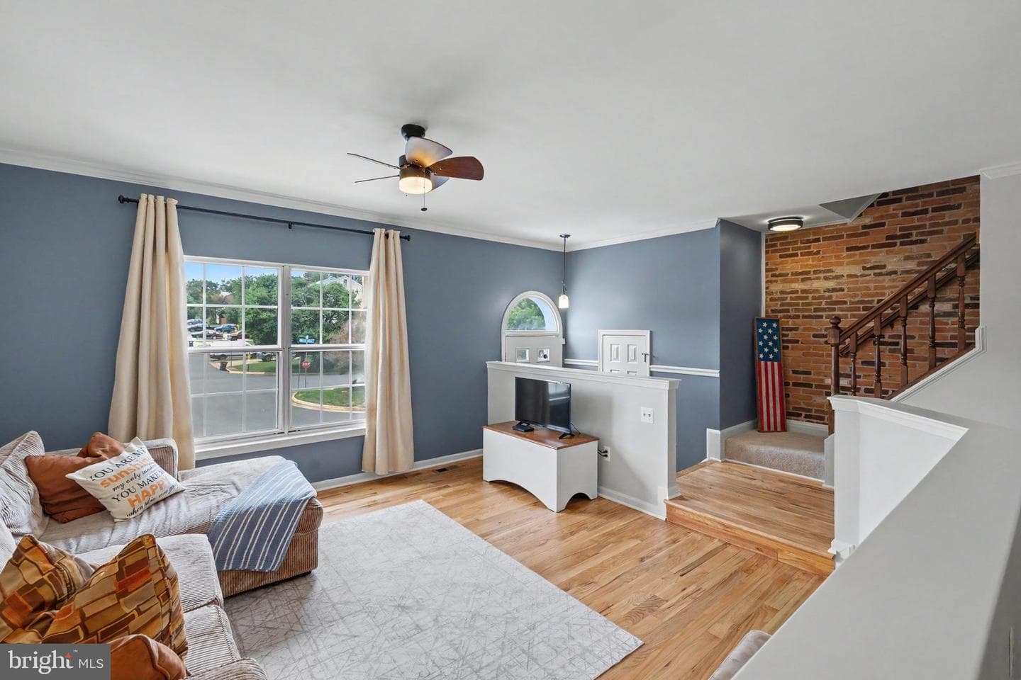 21060 Gladstone Drive photo 13