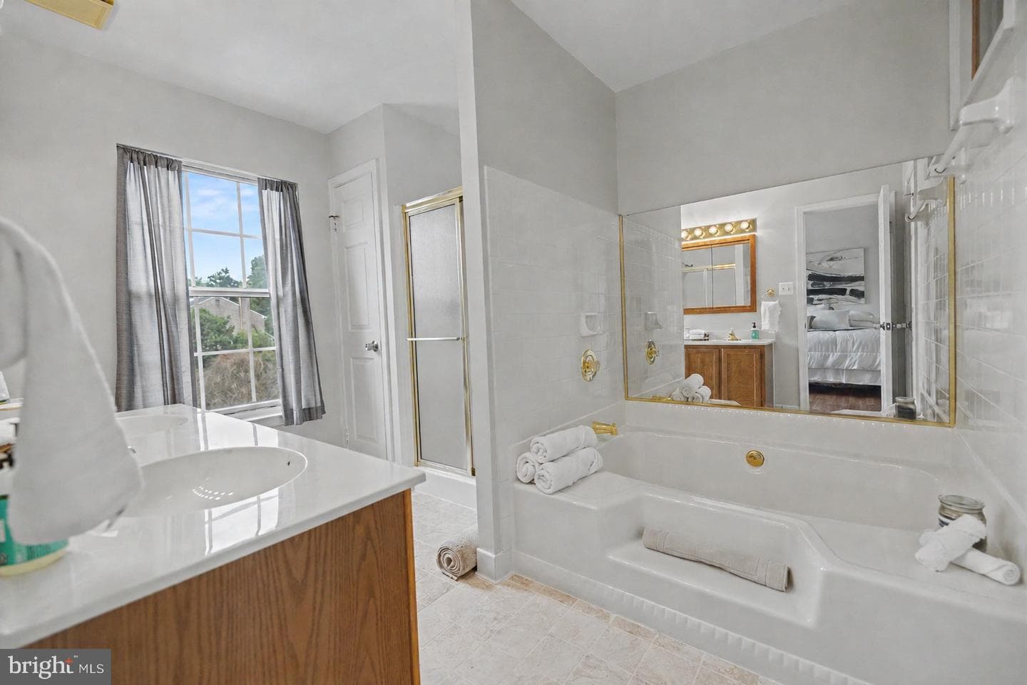 21060 Gladstone Drive photo 24