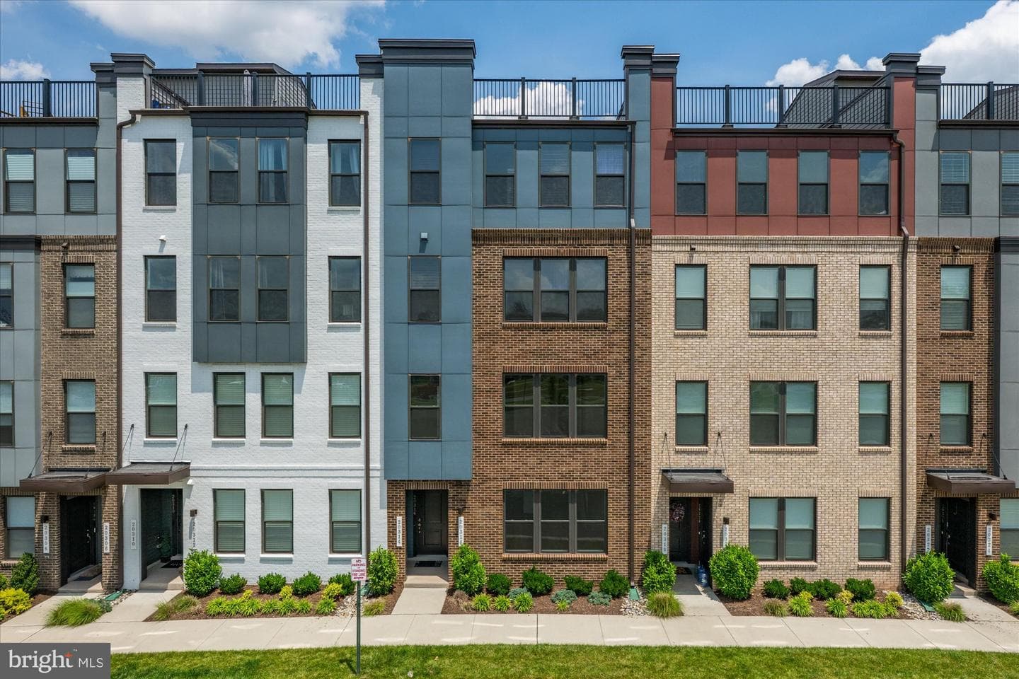 20316 Newfoundland Square, Ashburn