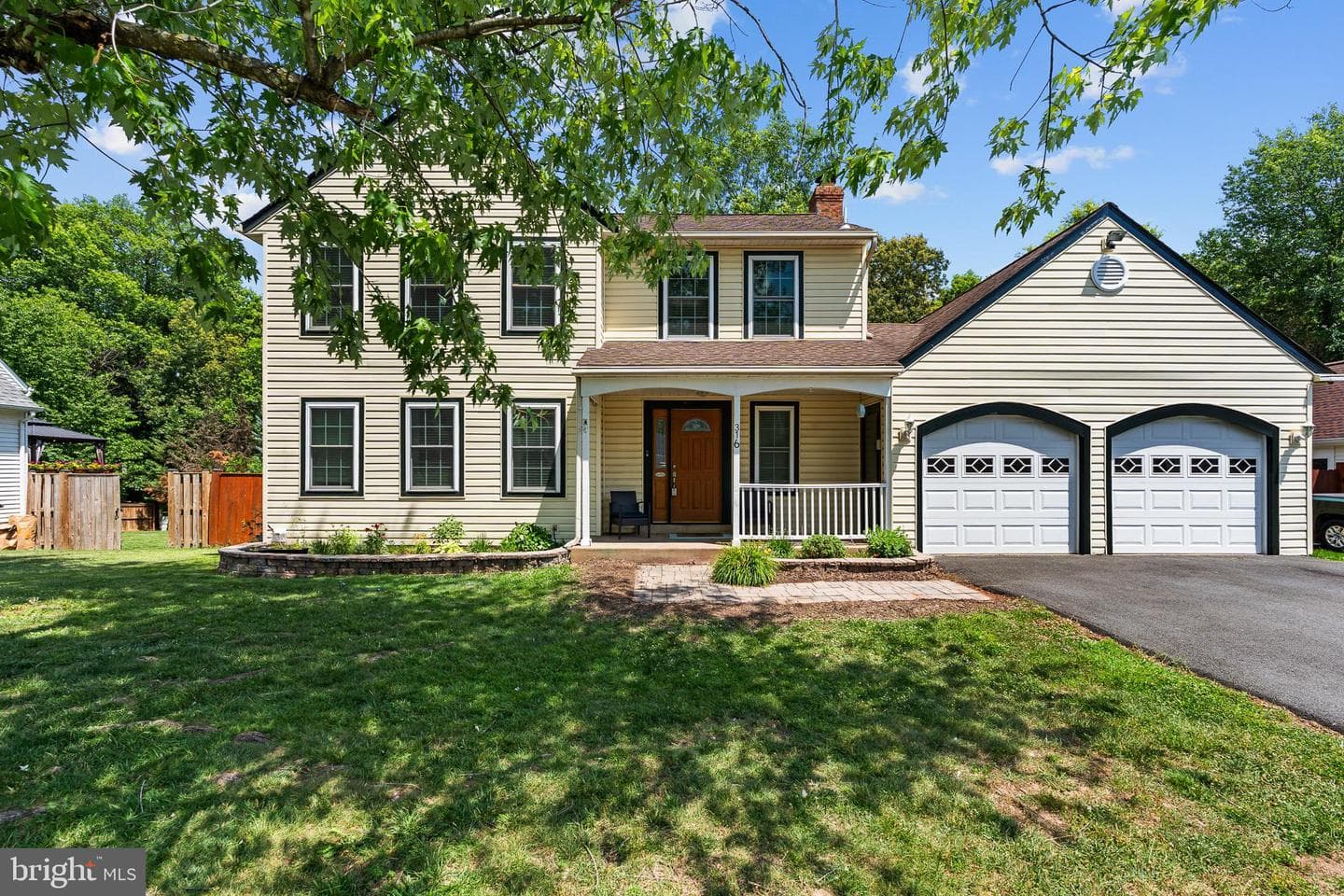 316 Silver Ridge Drive, Sterling