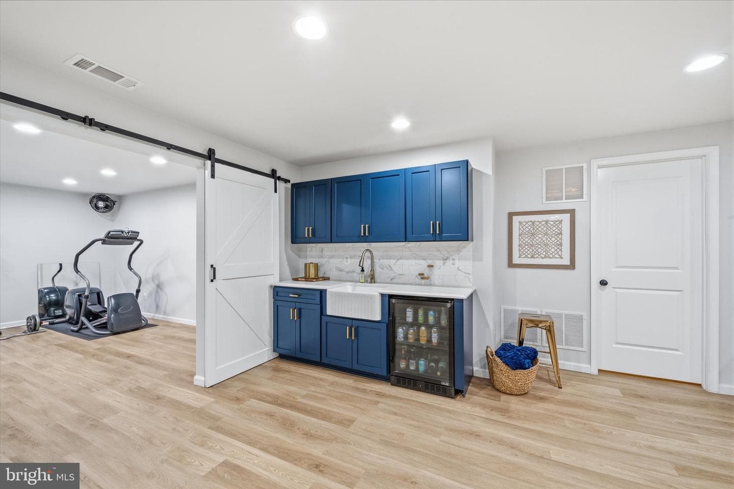 1114 Laconian Street SE photo 38