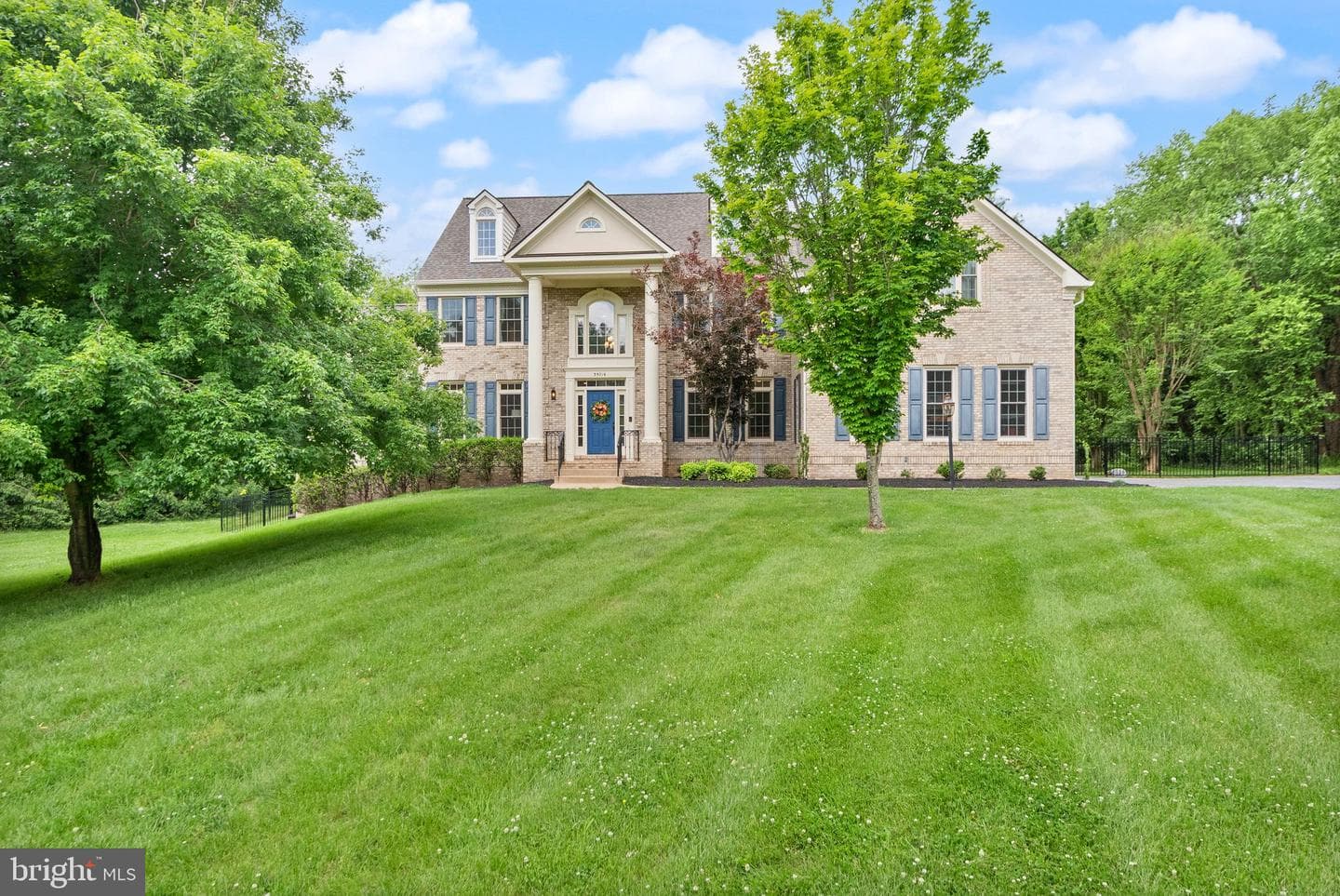 39716 Golden Springs Court, Hamilton