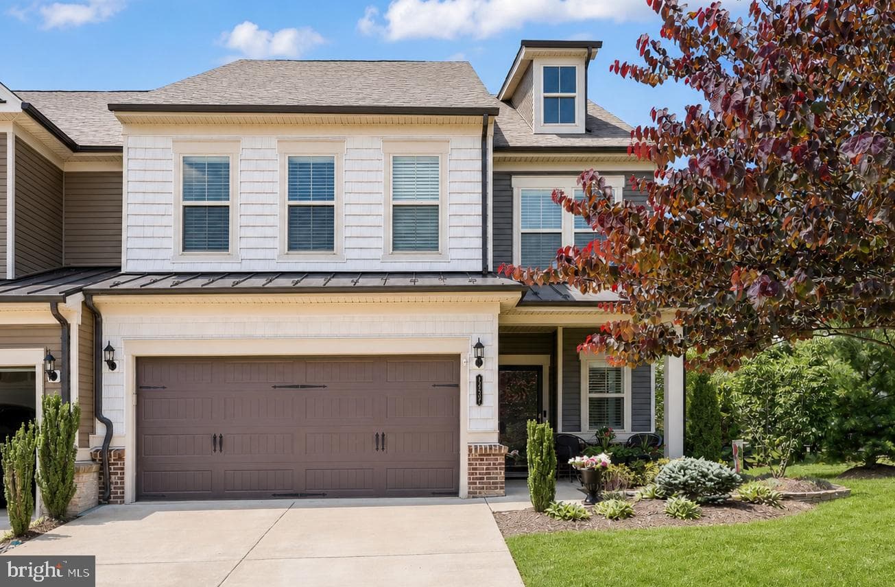 44507 Ocola Skipper Terrace