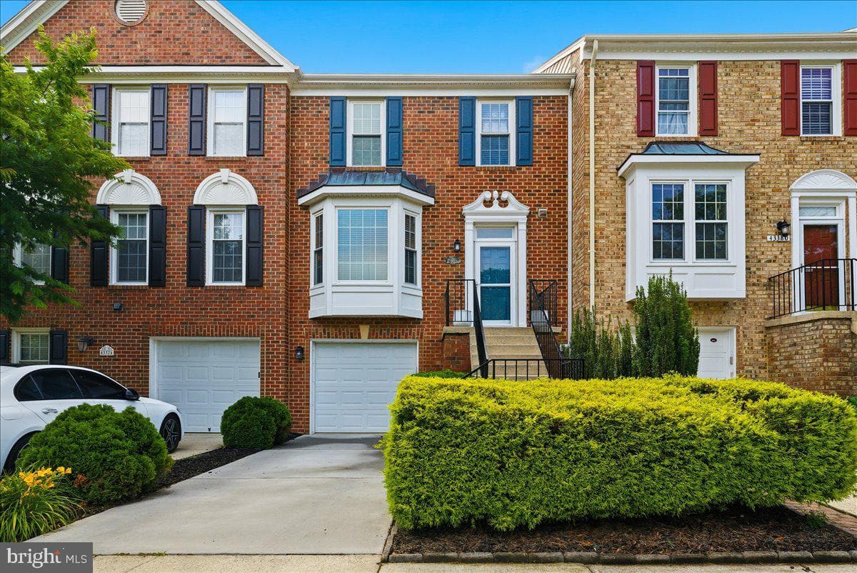 43378 Livery Square, Ashburn