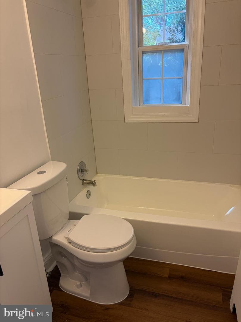 107 Washington Street NE photo 16