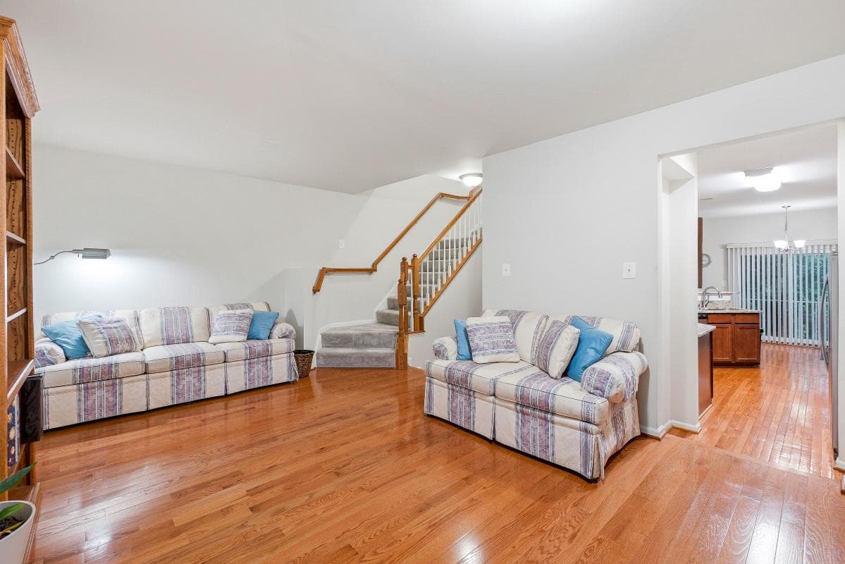 43533 Laidlow Street photo 17
