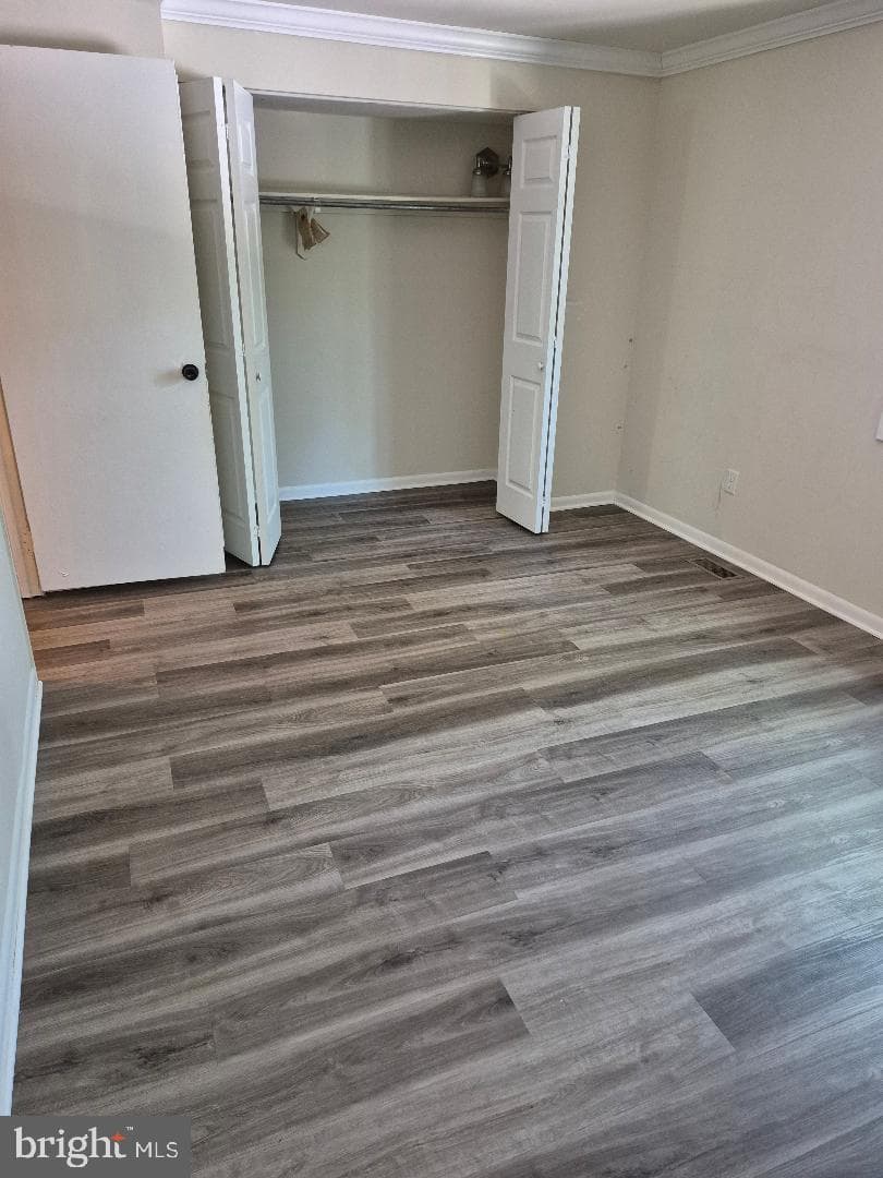 306 Giles Place photo 17