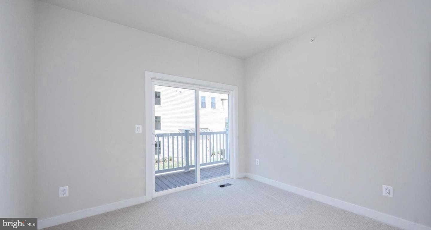 20189 Northpark Drive photo 12