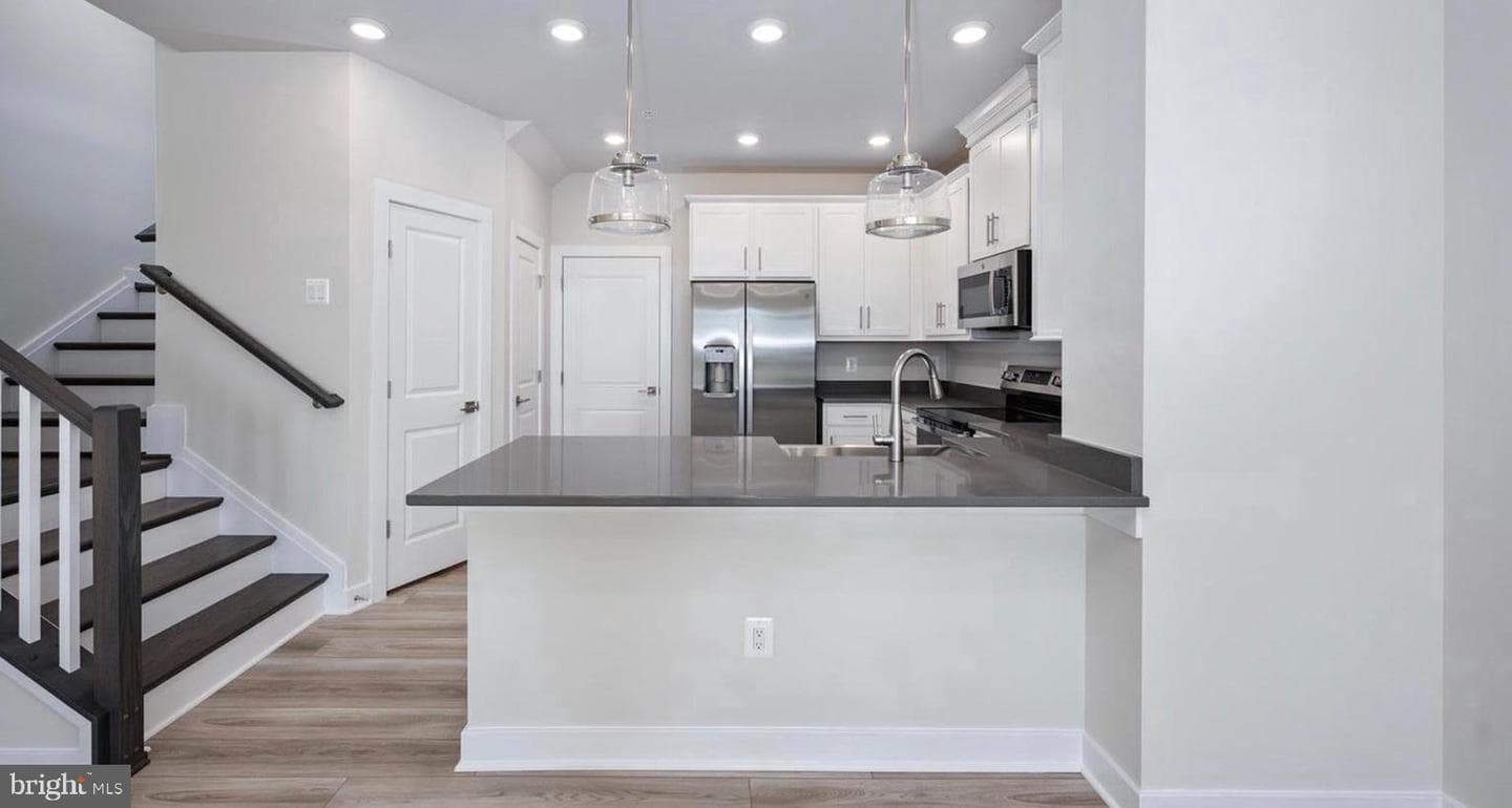 20189 Northpark Drive photo 3