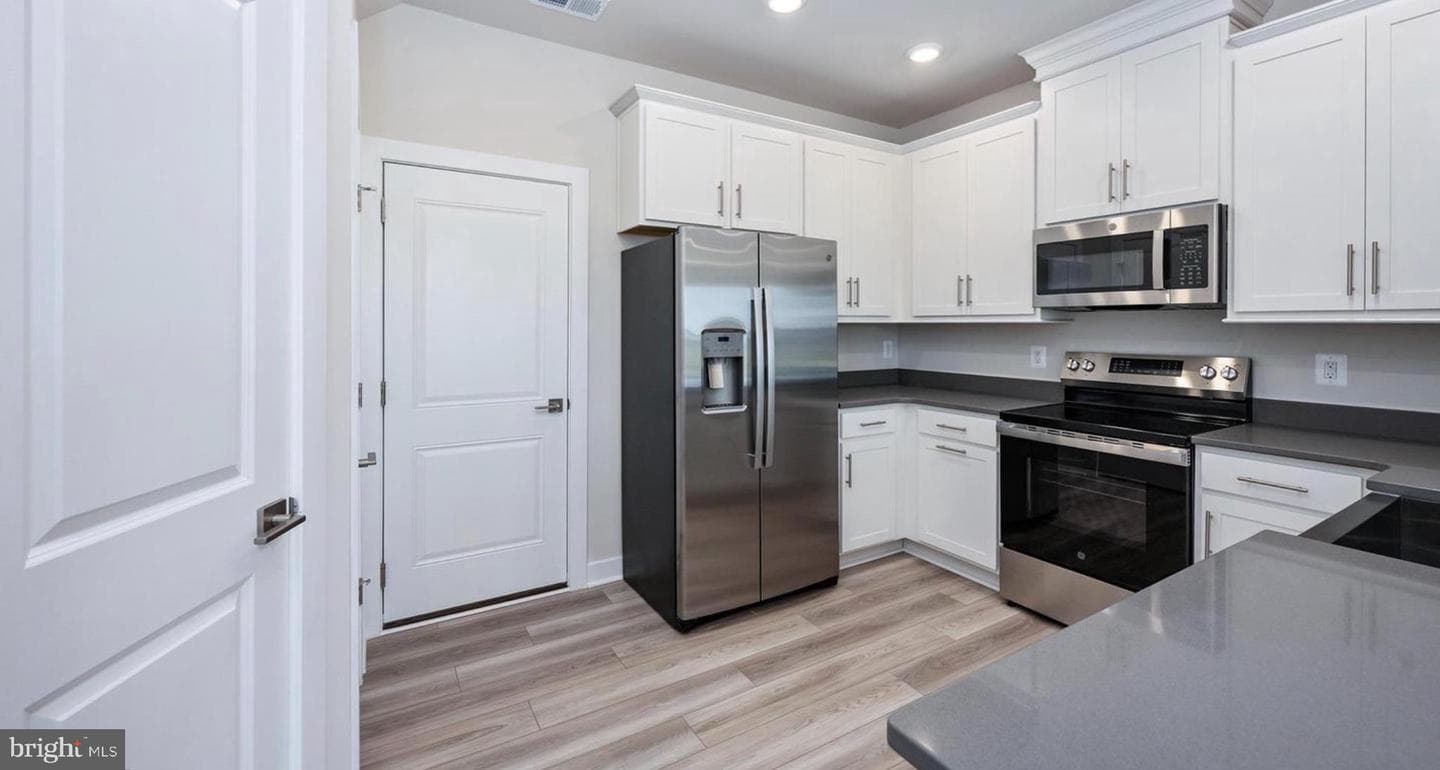 20189 Northpark Drive photo 4
