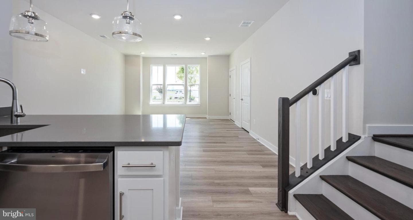 20189 Northpark Drive photo 5