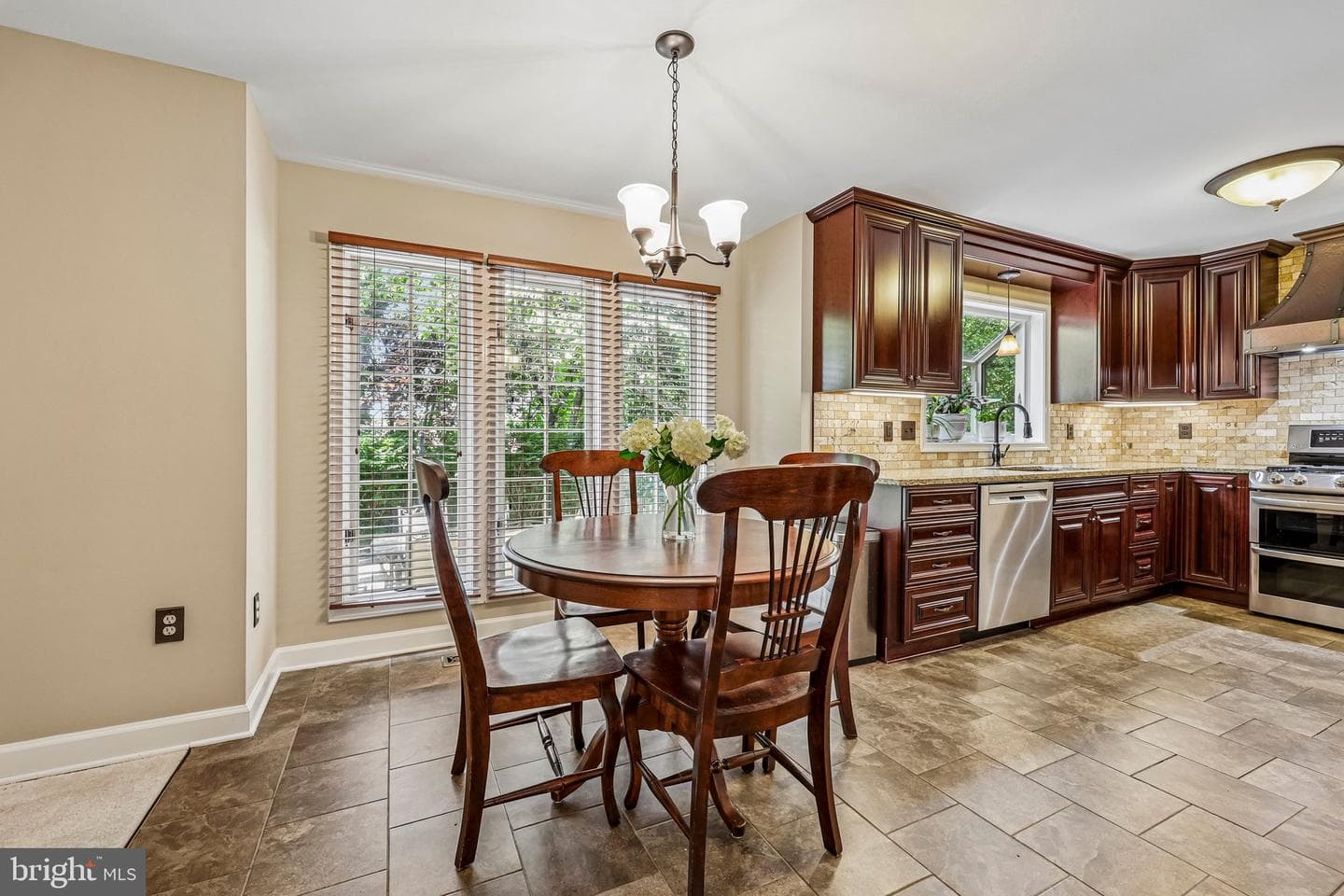 21341 Thimbleweed Court photo 17