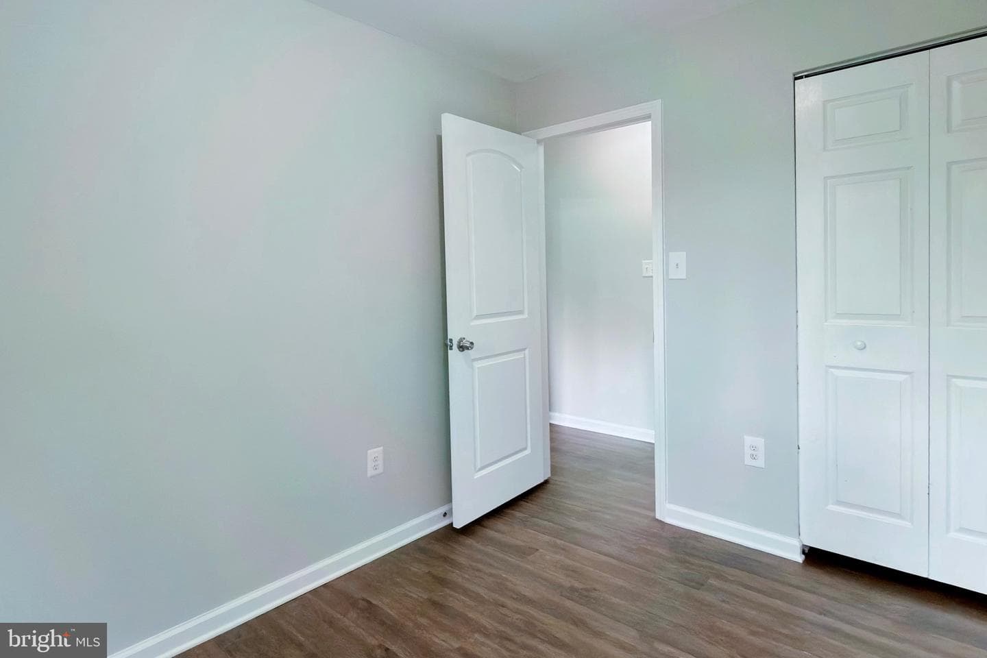 30 Sugarland Square Court photo 16