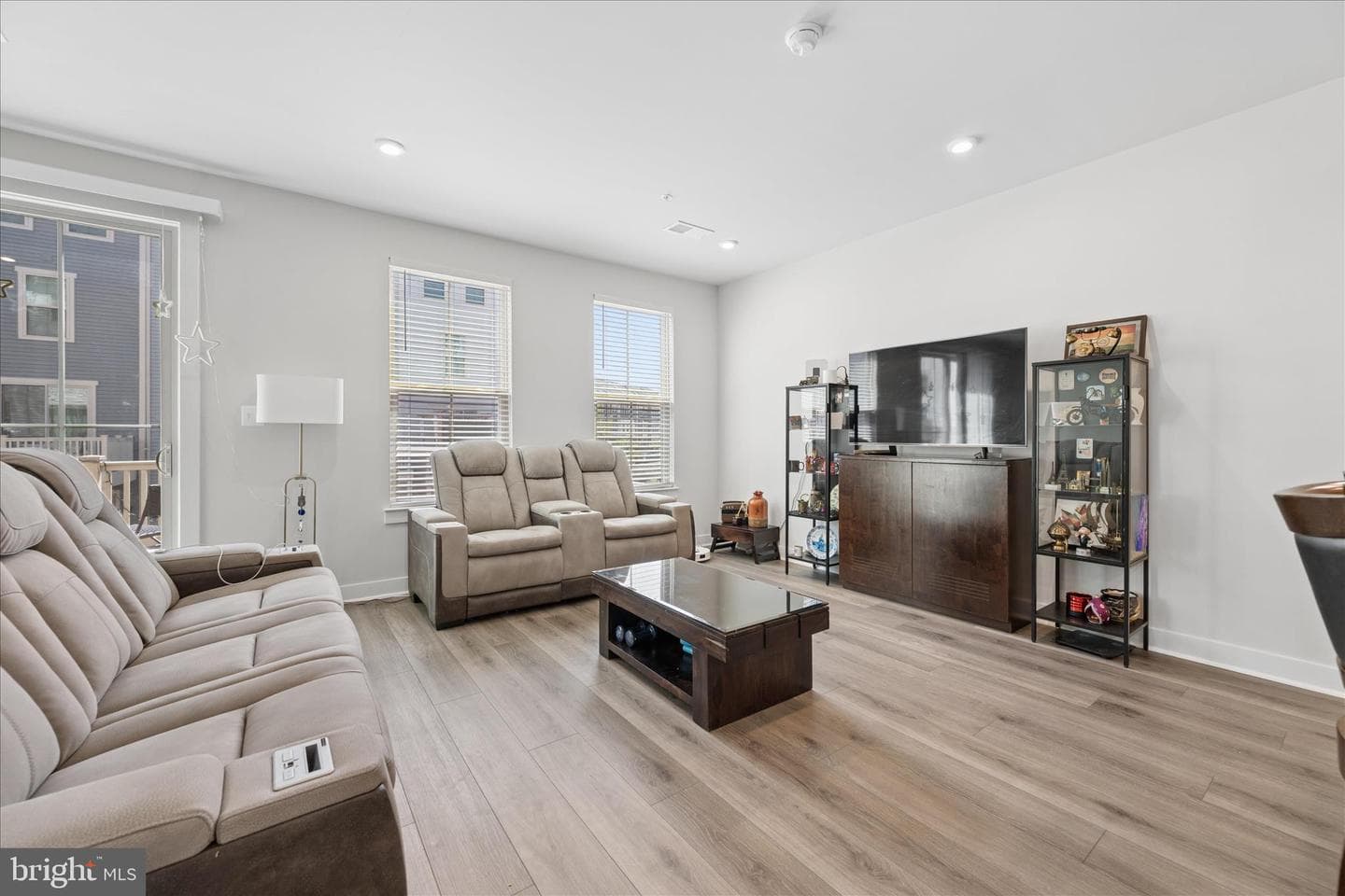 42587 Pitlochry Terrace photo 10