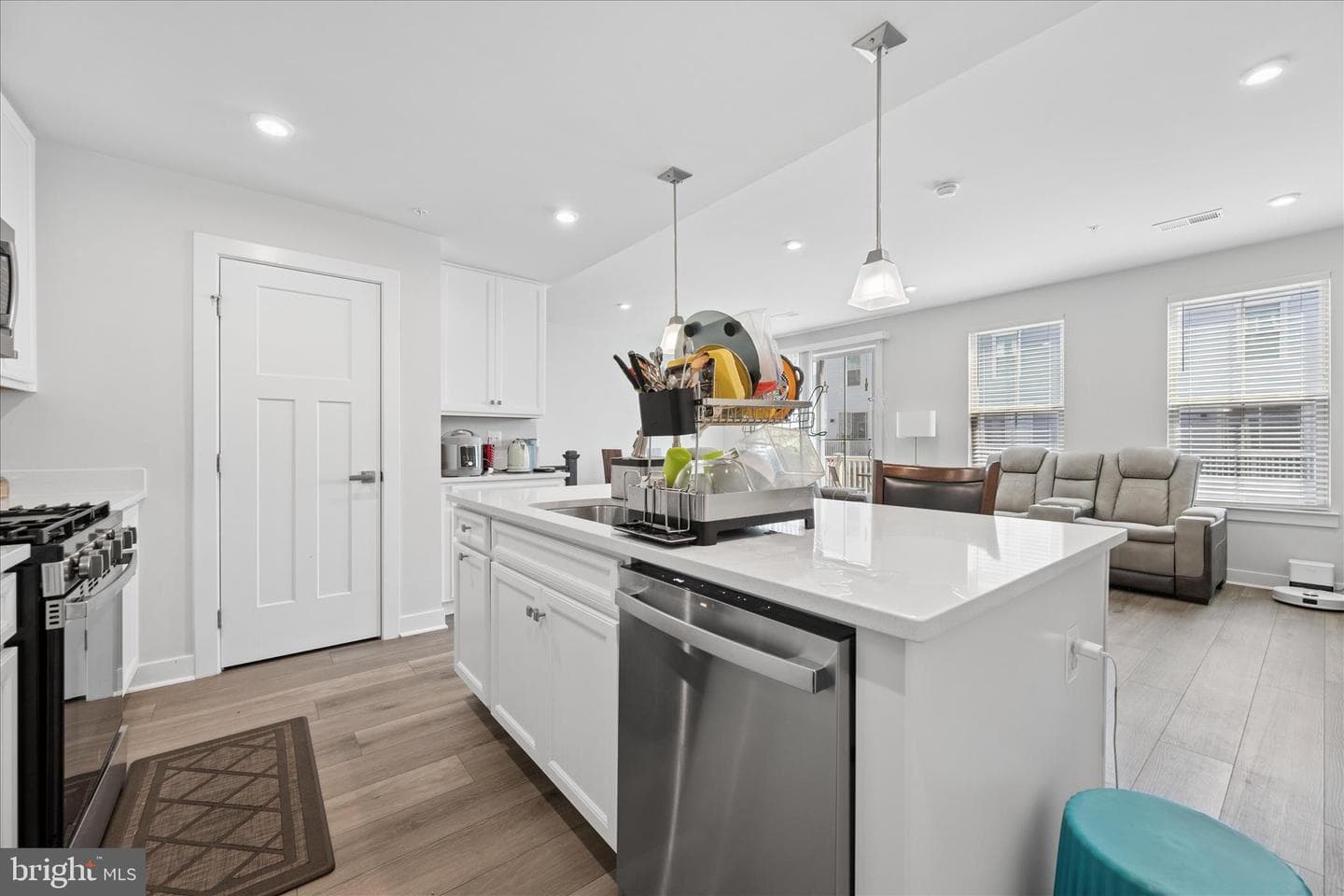42587 Pitlochry Terrace photo 21