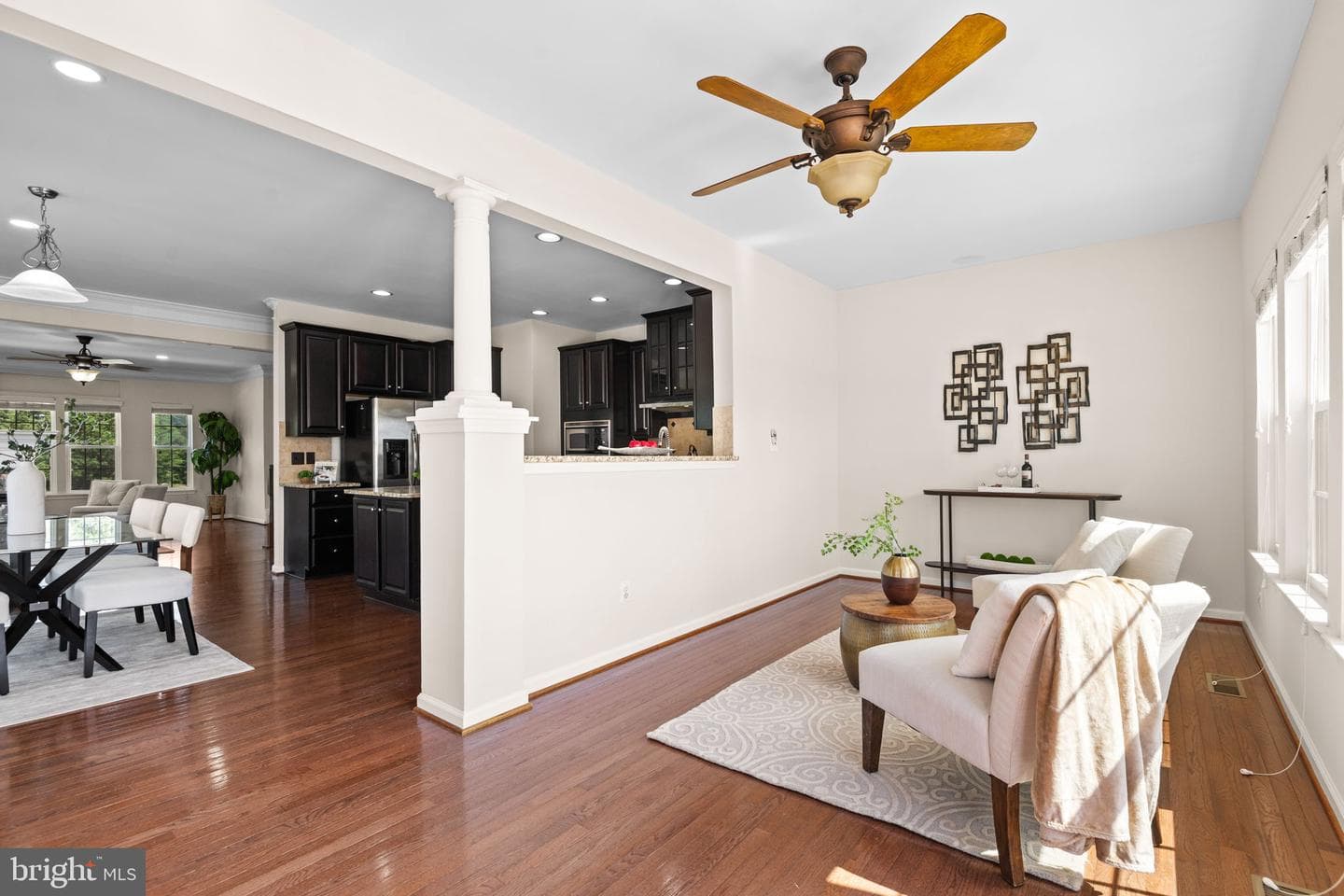 25741 Clairmont Manor Square photo 12