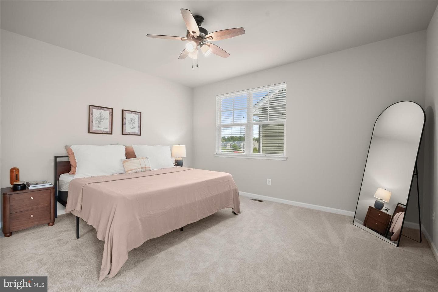 812 Pencoast Drive photo 20