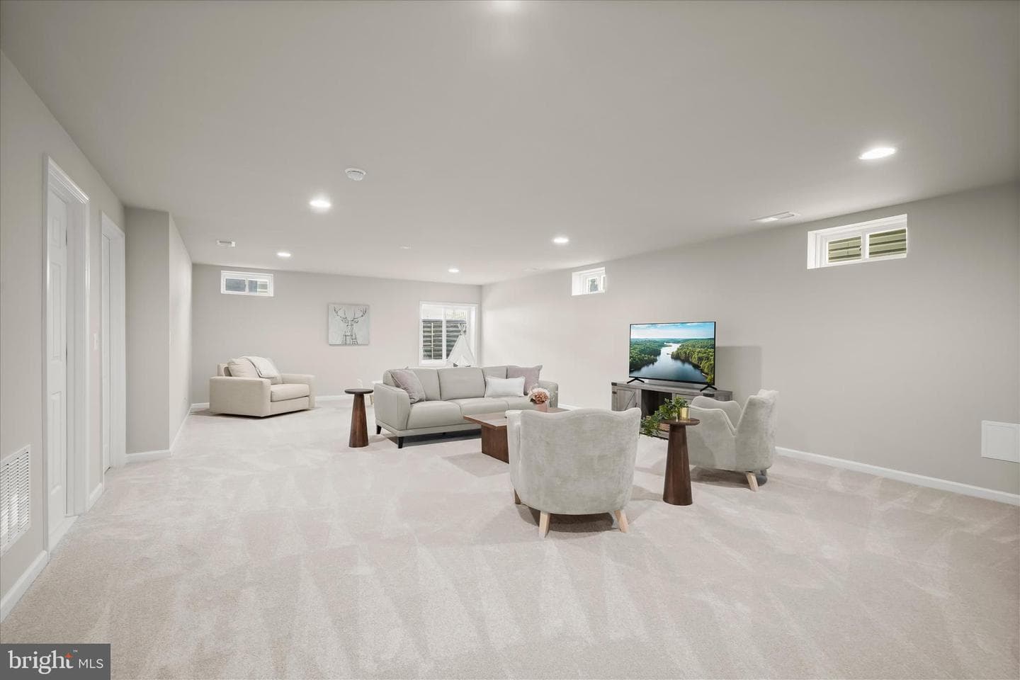 812 Pencoast Drive photo 31