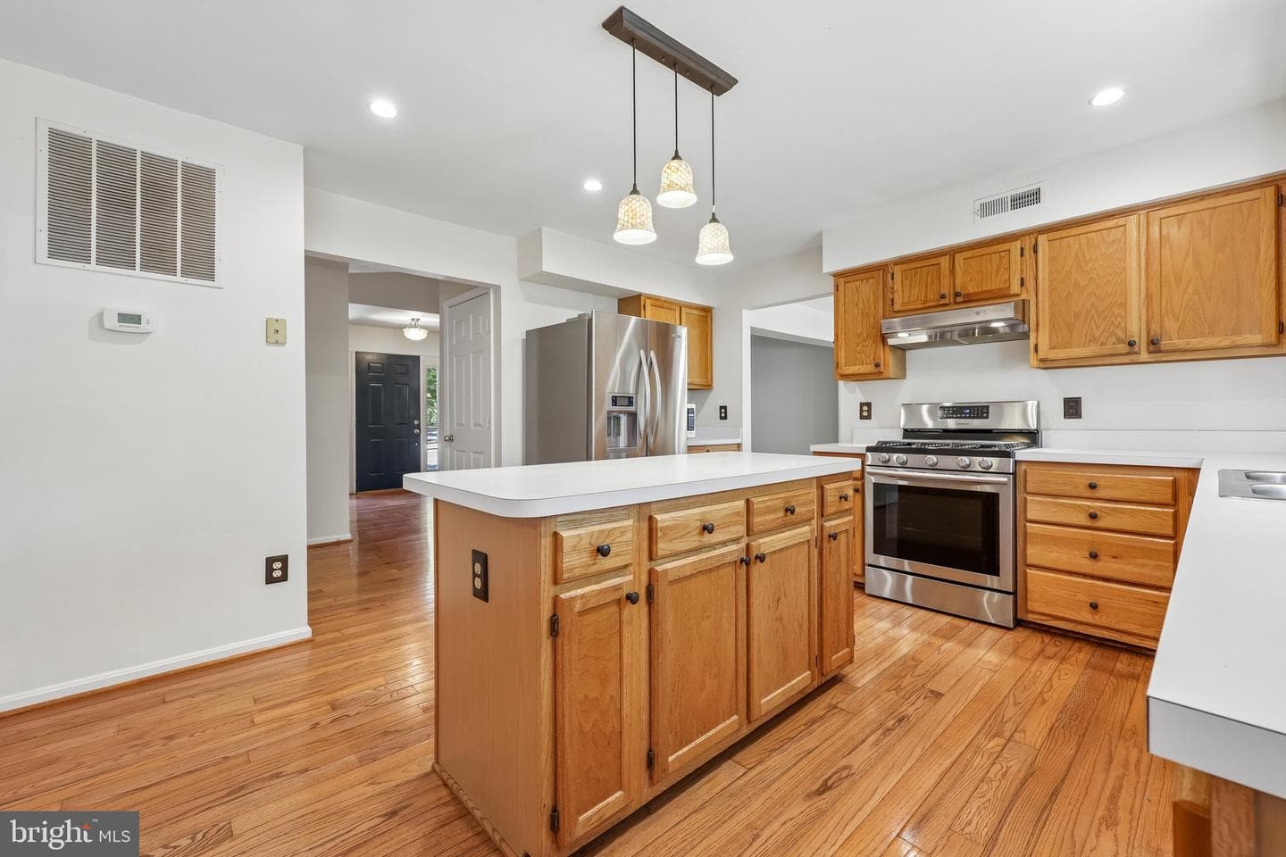 311 Ashton Drive SW photo 11
