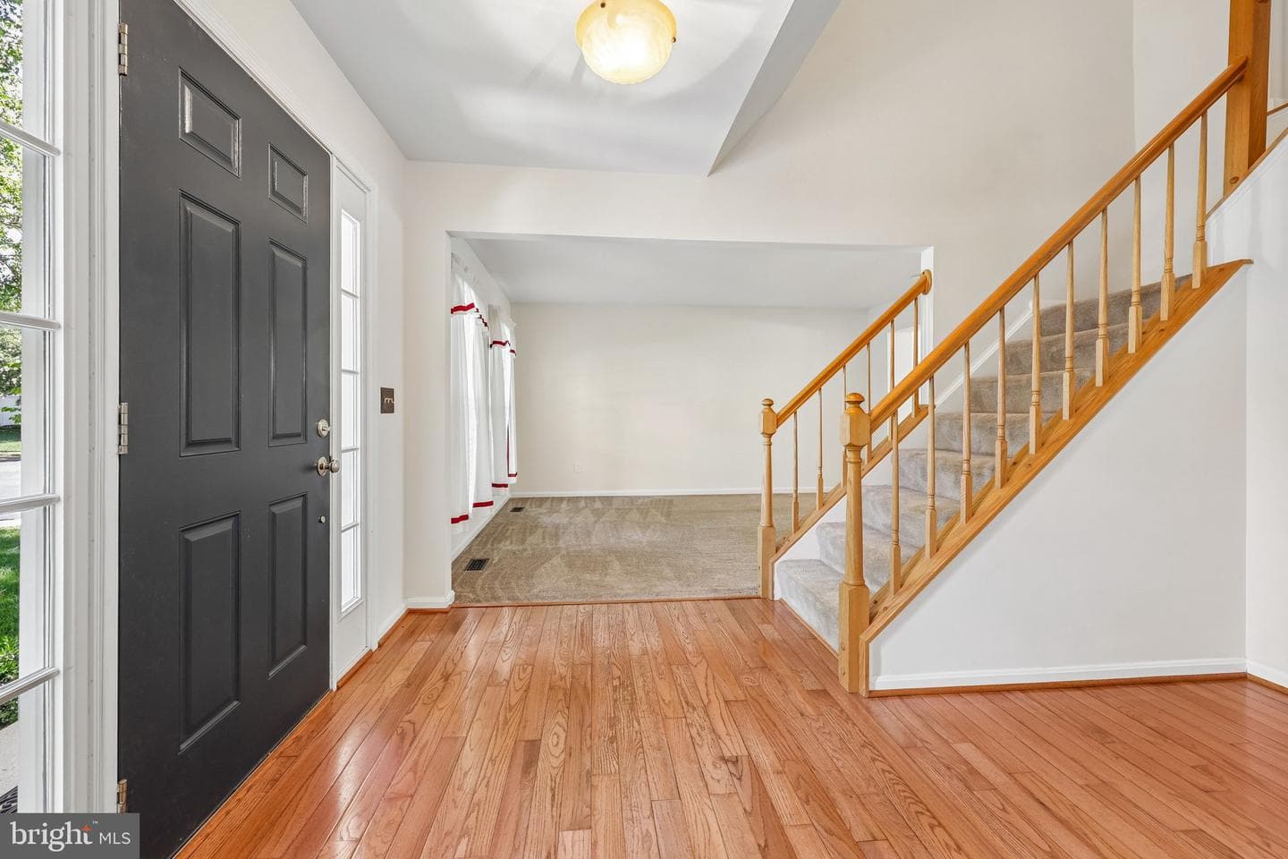 311 Ashton Drive SW photo 3