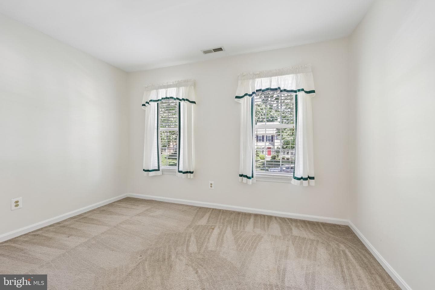 311 Ashton Drive SW photo 31
