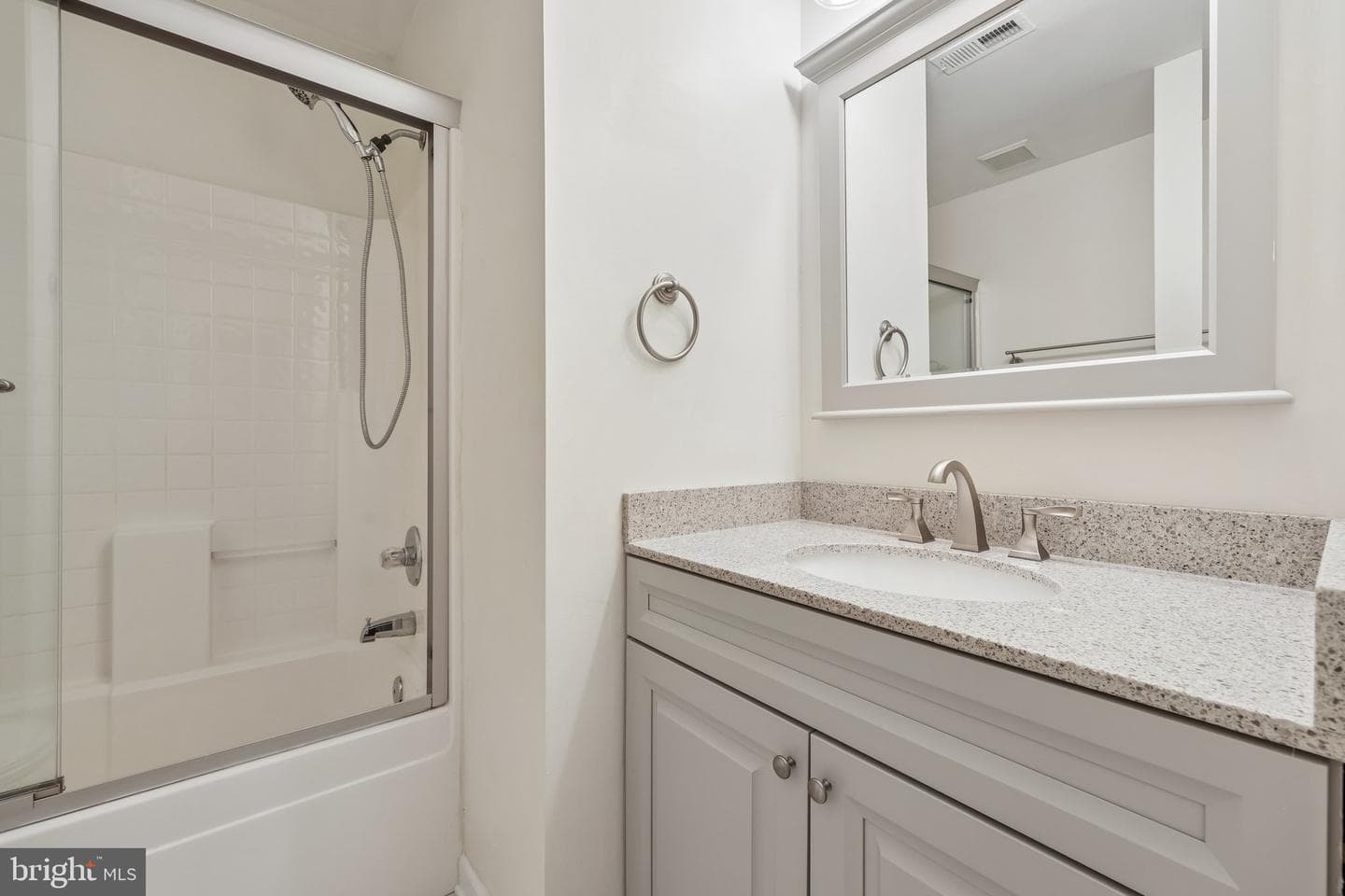 311 Ashton Drive SW photo 34