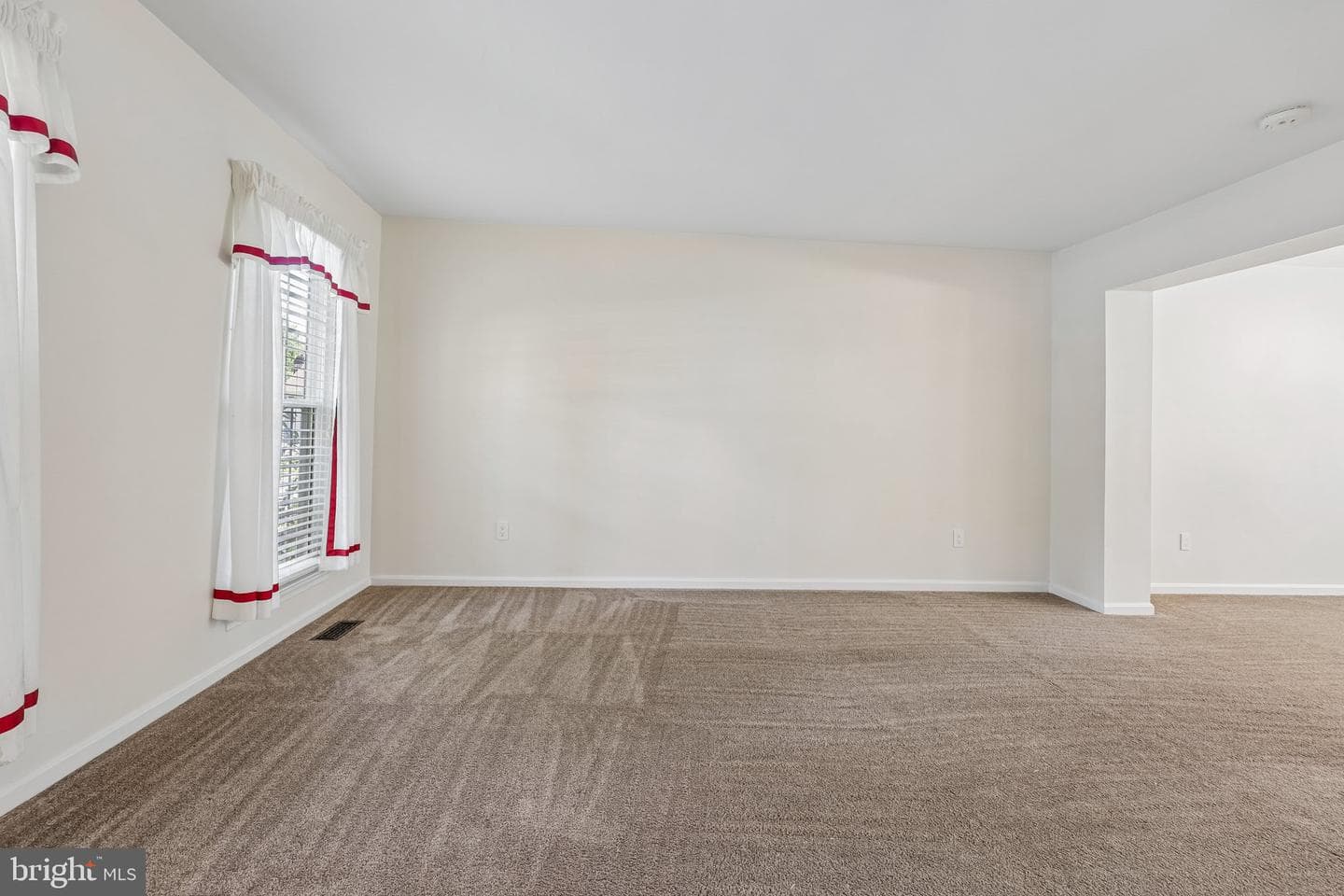 311 Ashton Drive SW photo 6