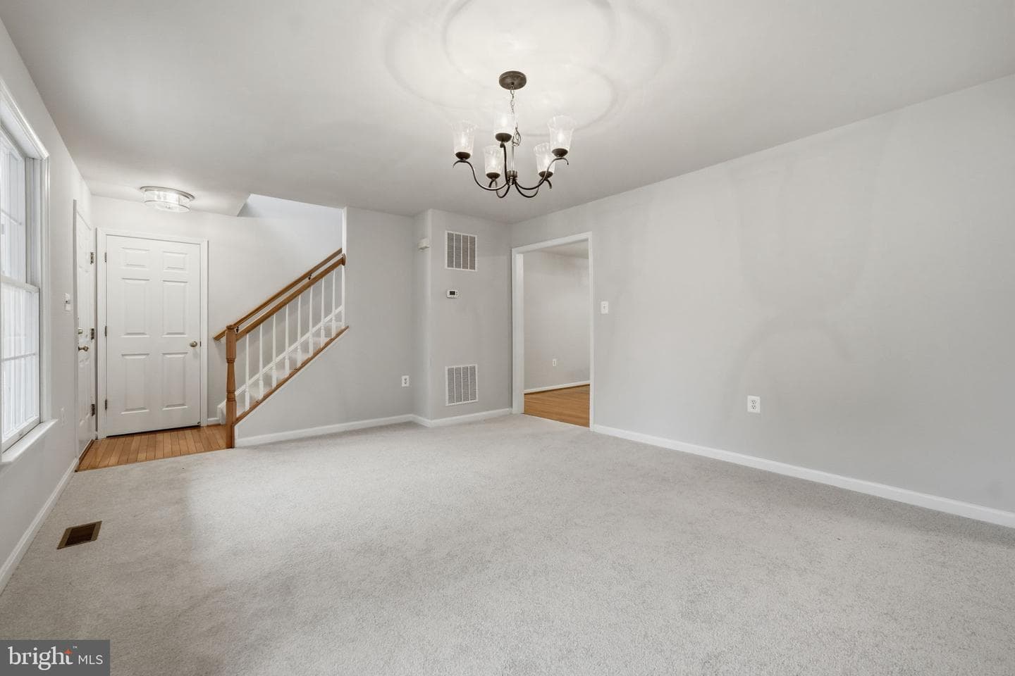 510 W L Street photo 10