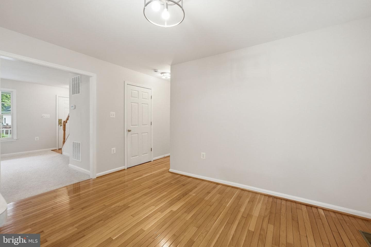 510 W L Street photo 24