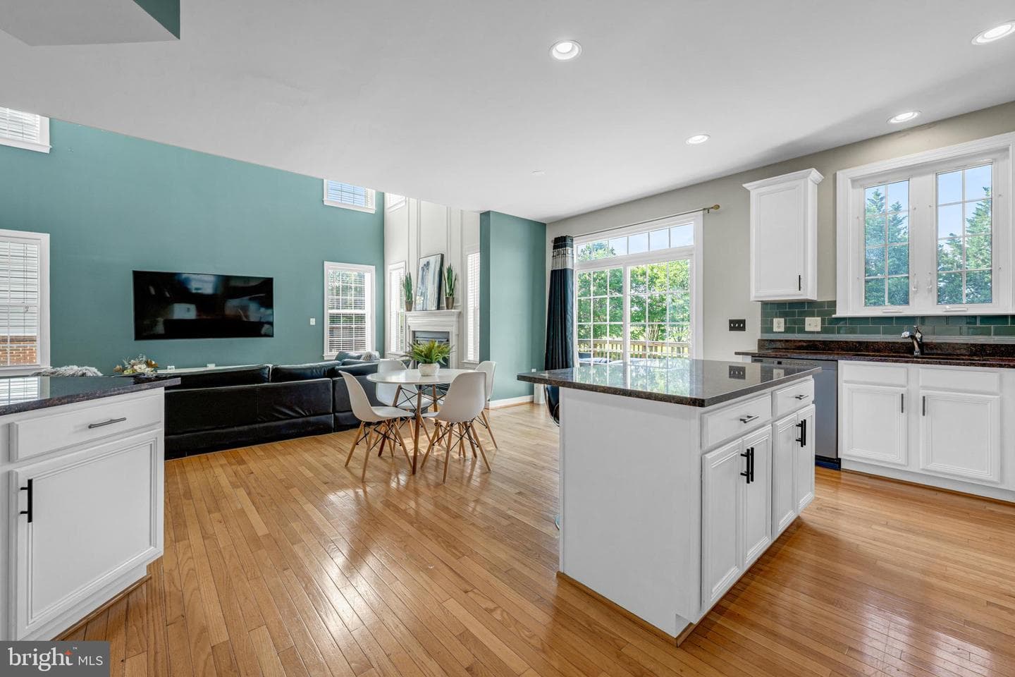 42654 Frontier Drive photo 25