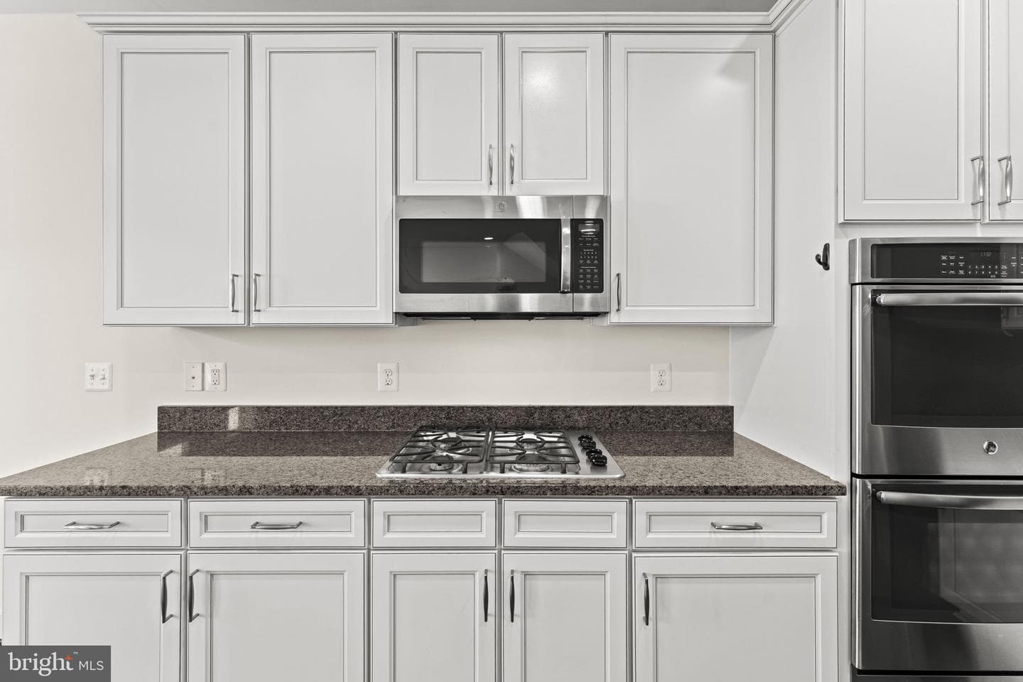 46679 Joubert Terrace photo 20