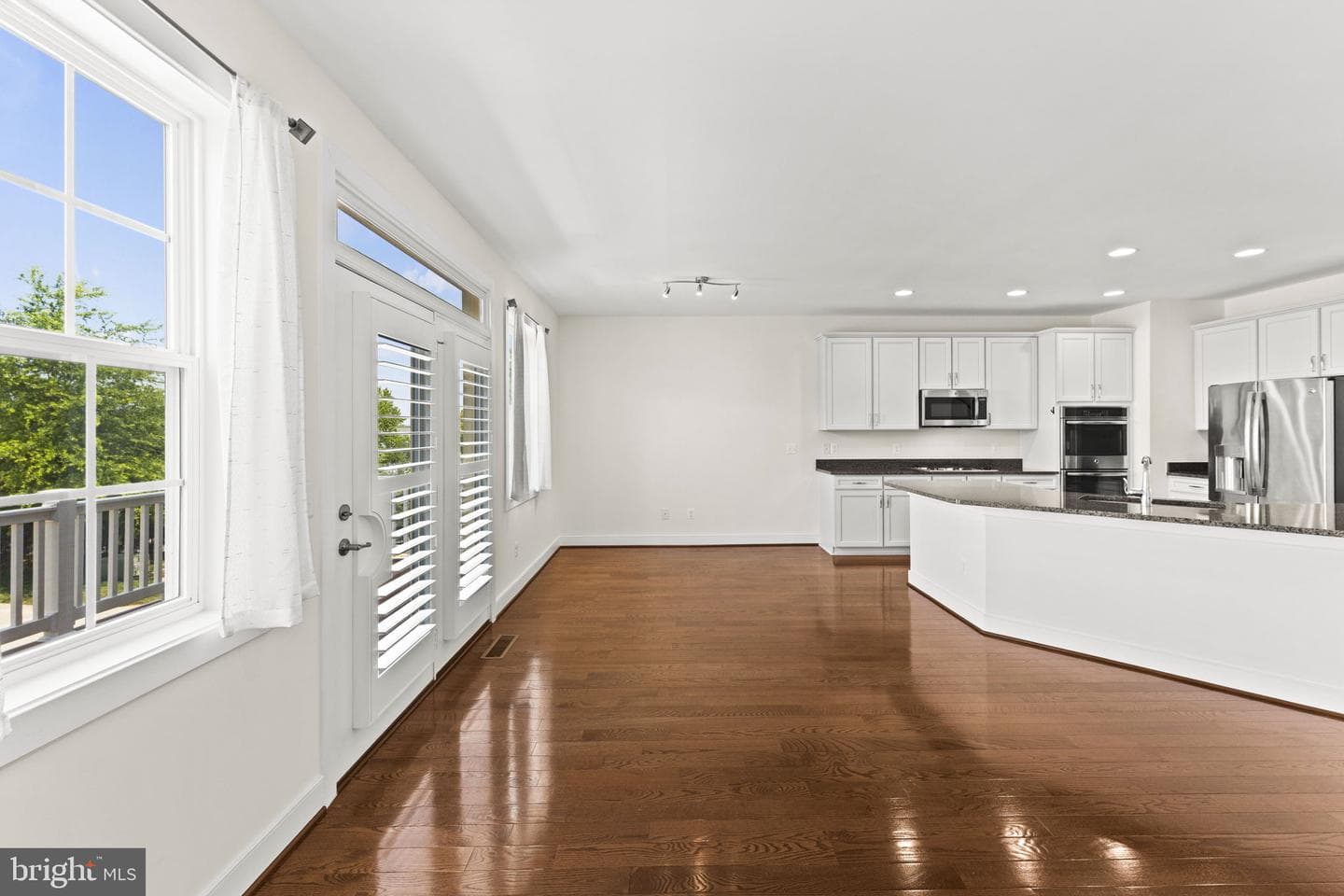 46679 Joubert Terrace photo 23