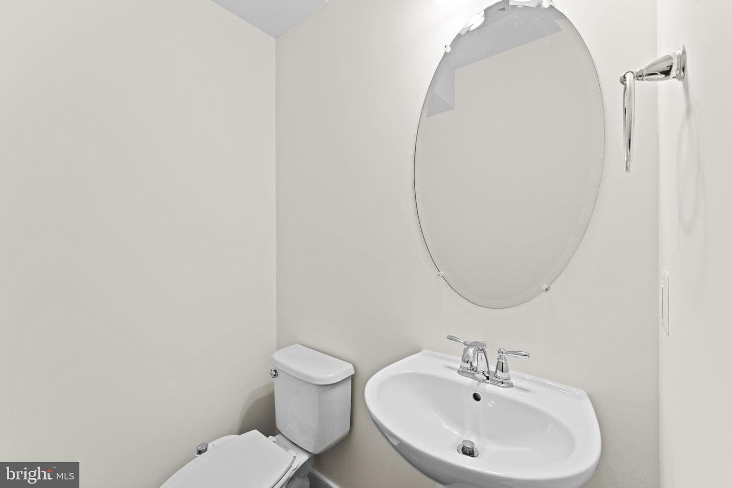 46679 Joubert Terrace photo 27