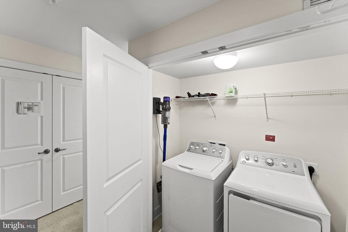 46679 Joubert Terrace photo 43